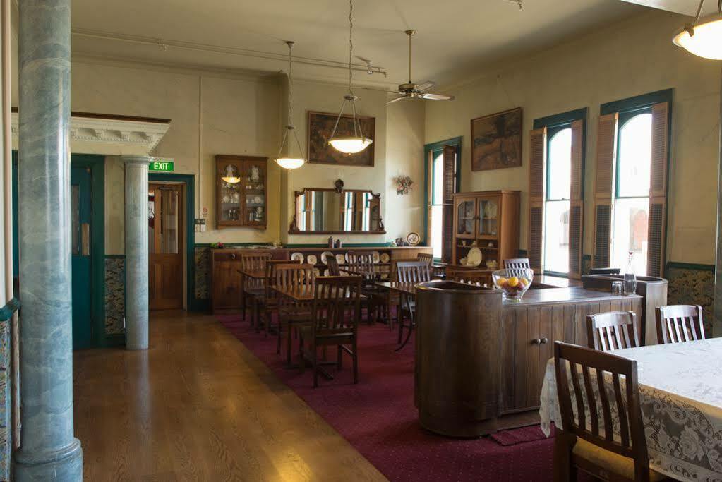 Victoria Railway Hotel Invercargill Exterior foto